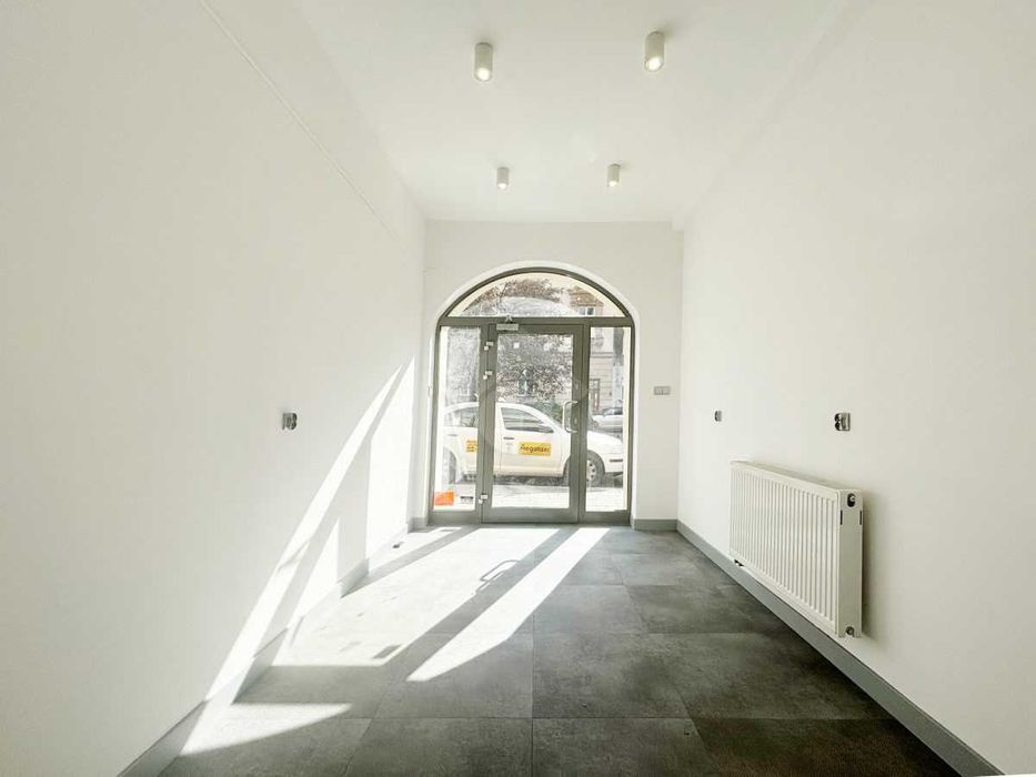 Lokal w centrum - duża witryna - ul. Słowiańska/Długa - MPEC