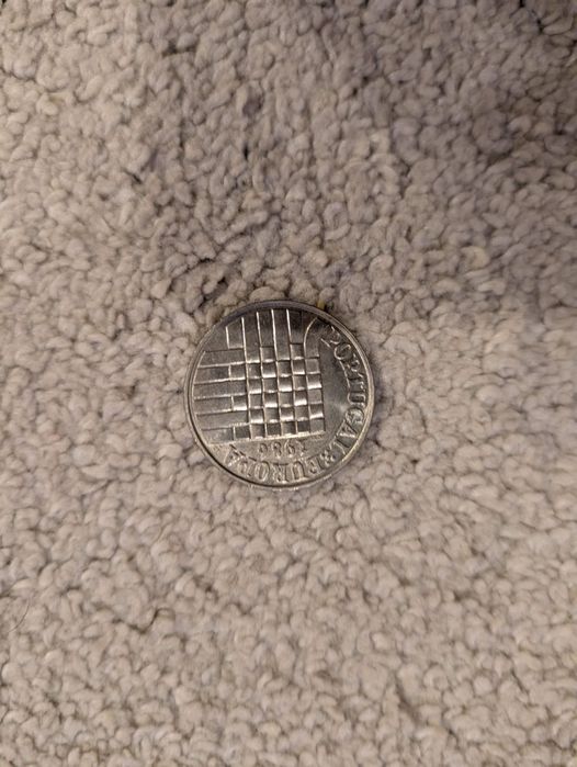 Moedas de escudos antigas