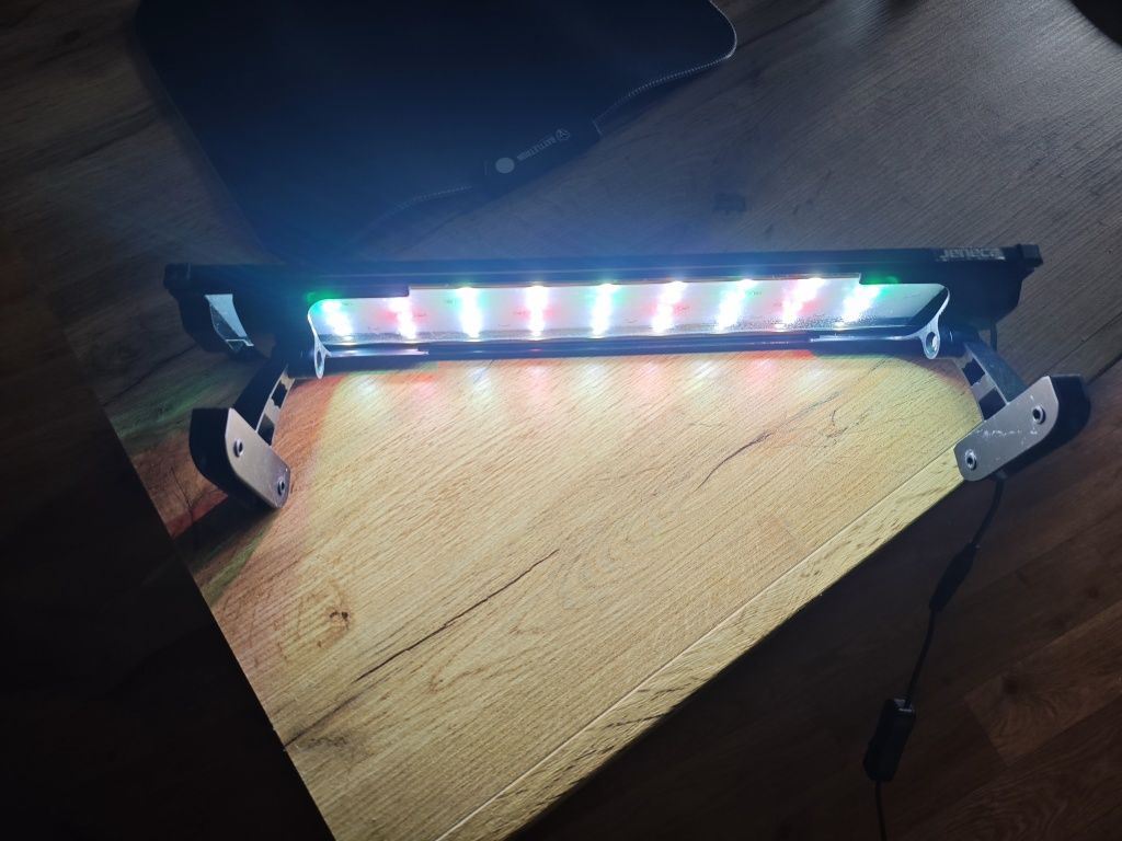 Lampka ledowa do akwarium belka Jeneca