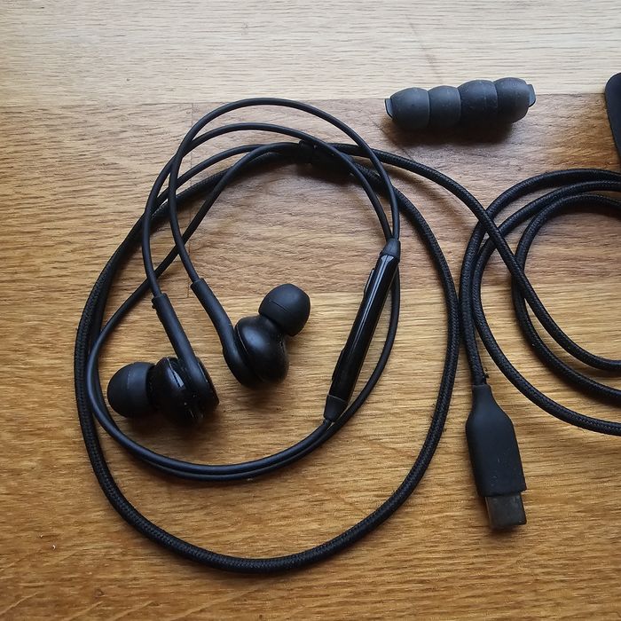 Słuchawki douszne Samsung AKG  Oryginał