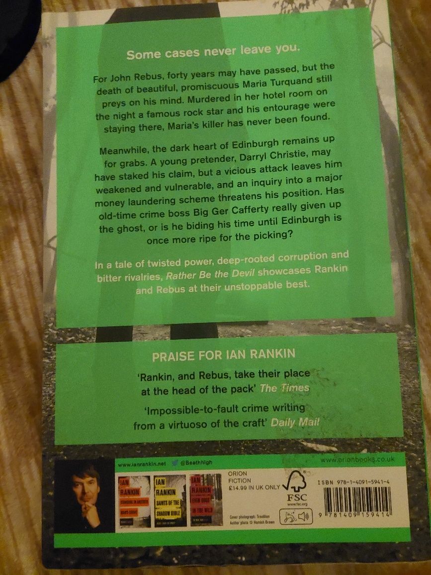 Livro em Inglês de Ian Rankin