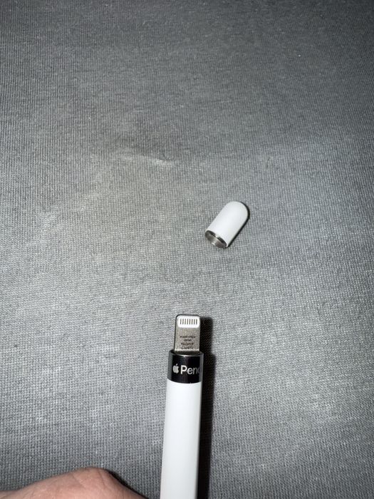 iPad 9. gen 10.2" + Apple Pencil 1. gen — jak nowy, komplet!