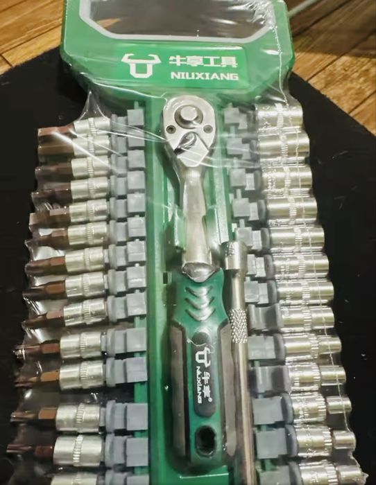 Набір торцевих ключів біт головок на тримачі з трещоткой 1/4 головки