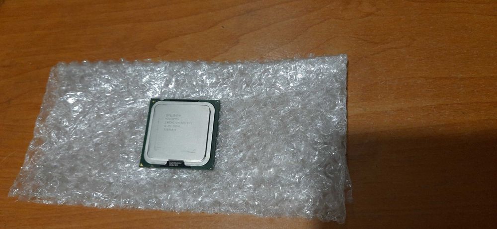 Процессор Intel Pentium 3000GHZ для компьютера.