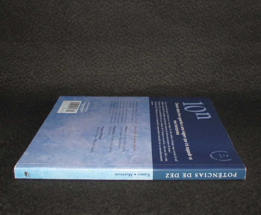 Livro Potências de Dez Philip Morrison &  Phylis Morrison