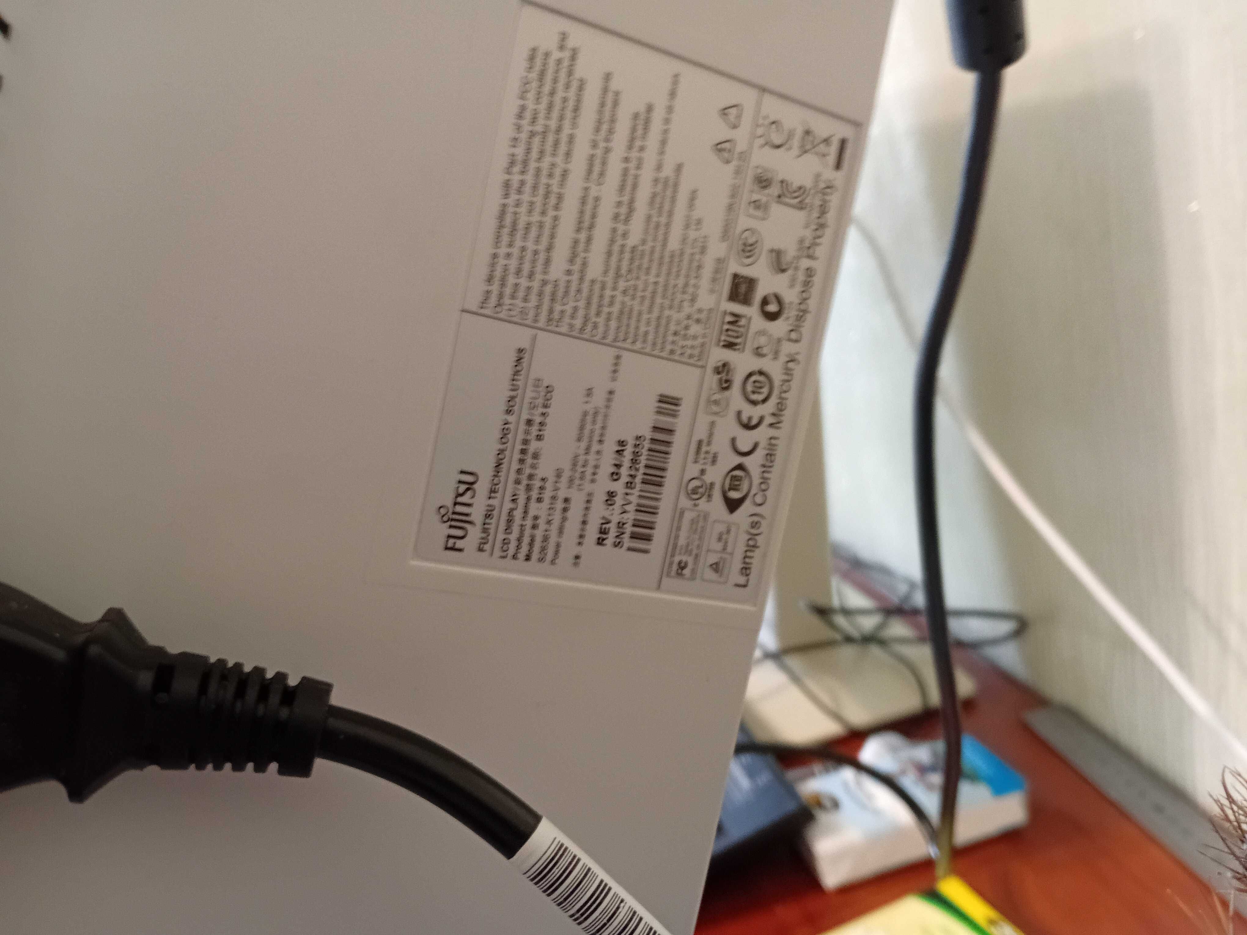 Монитор FUJITSU  B19-5 ECO