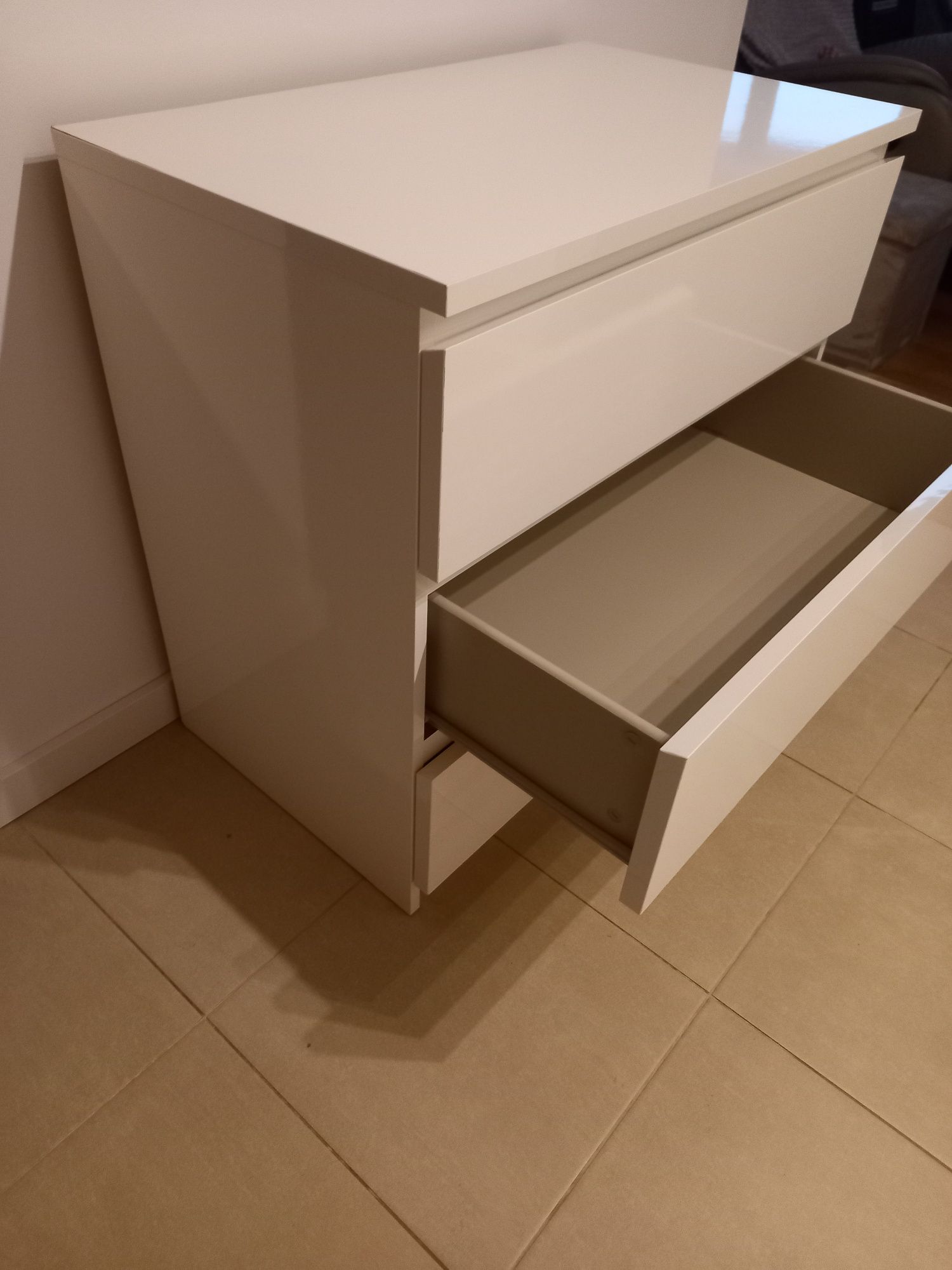 Komoda biała połysk Ikea Malm 3 szuflady