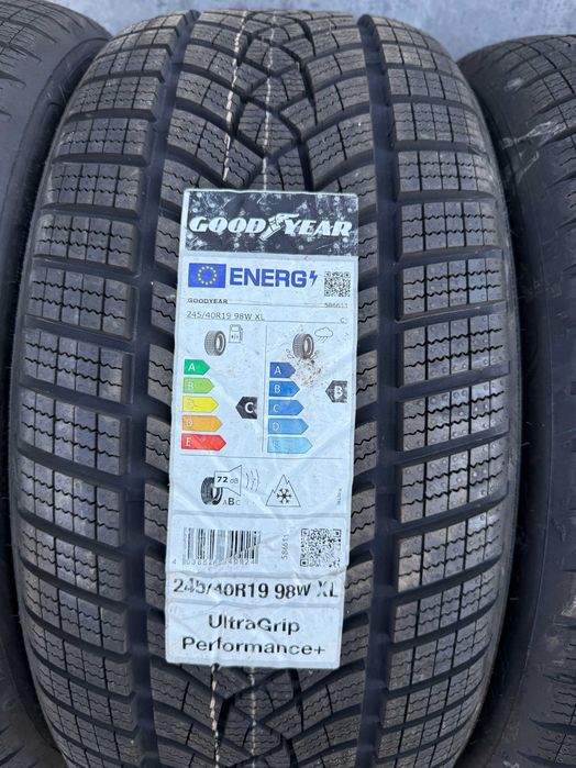 Резина зимова, нова, Good Year Ultra Grip Performance + * 245/40 R19