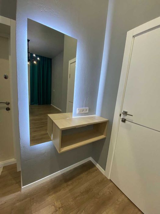 Велика євродвокімната квартира з кухнею-студією! БЕЗ комісії!