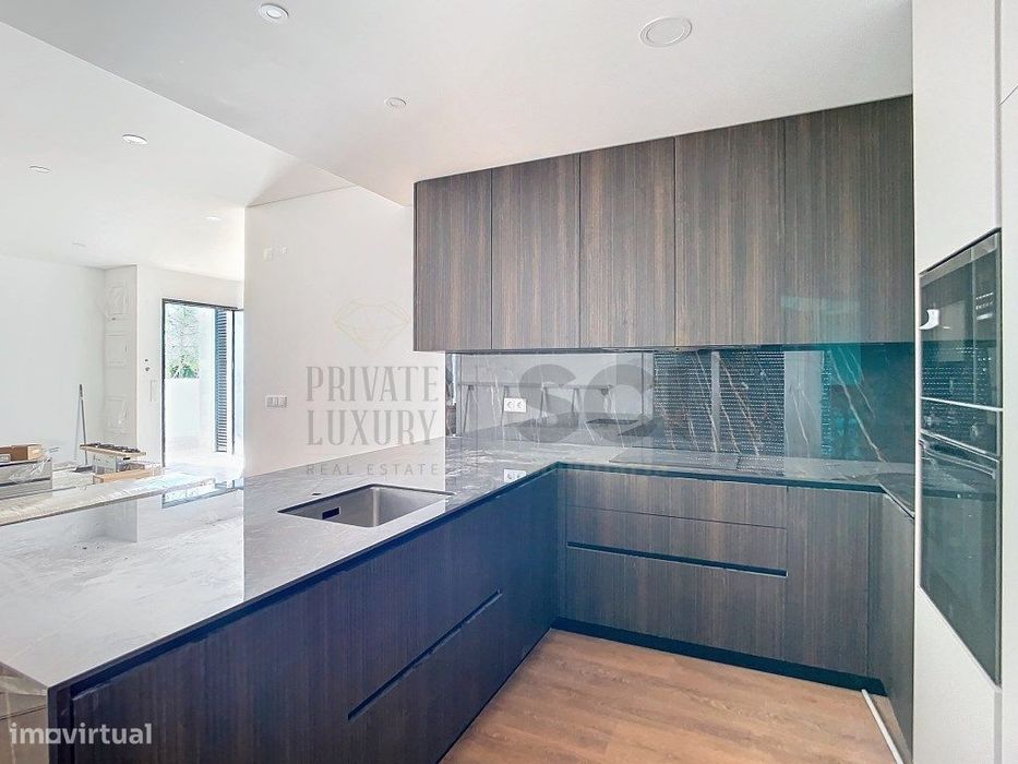 Moradia T3 | Quinta Anjo | Nova | Piscina | Isolada Térrea