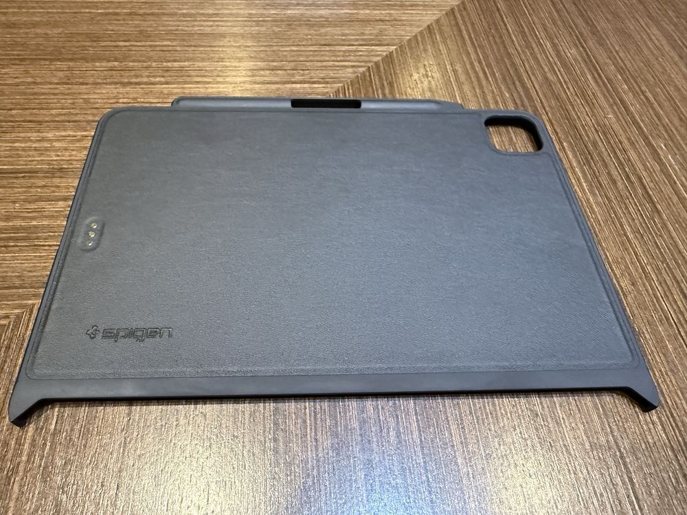 Klawiatura Magic Keyboard do iPad Pro 1, 2, 3 i 4 gen plus etui Spigen