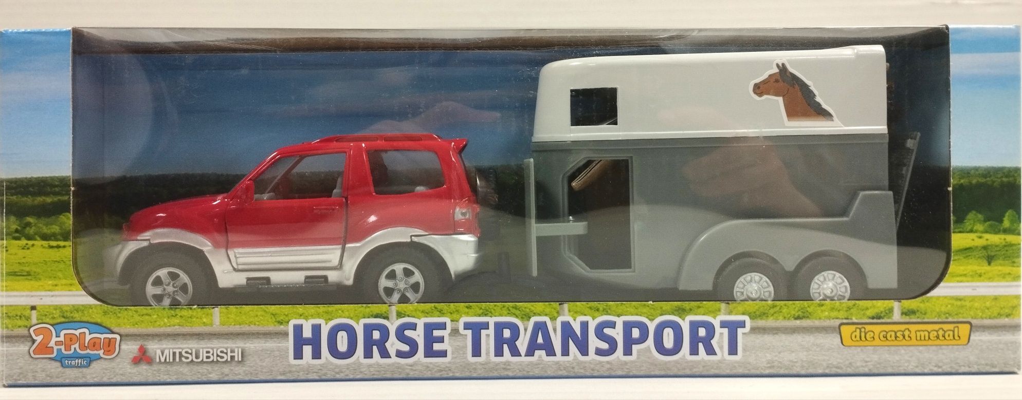 Auto autko z przyczepą do transportu koni