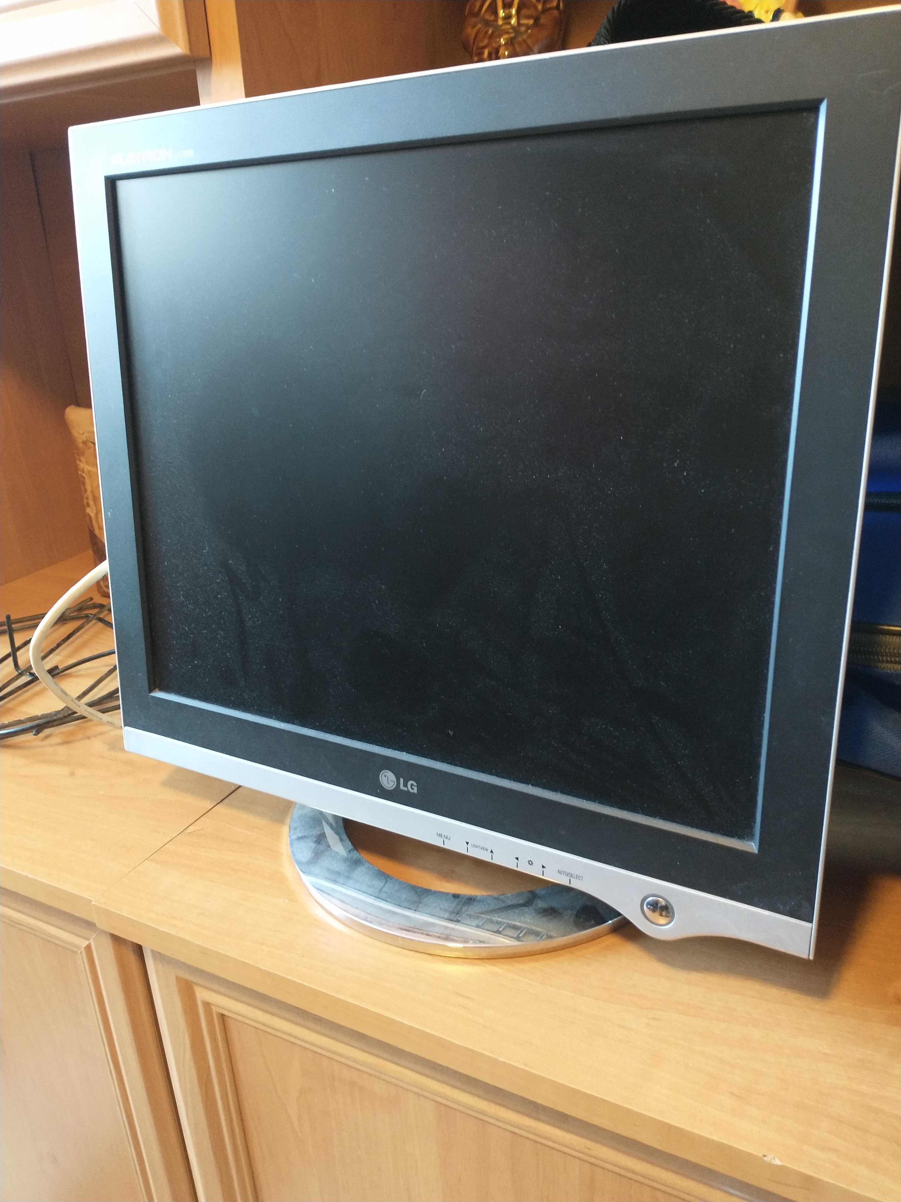 Monitor LG flatron