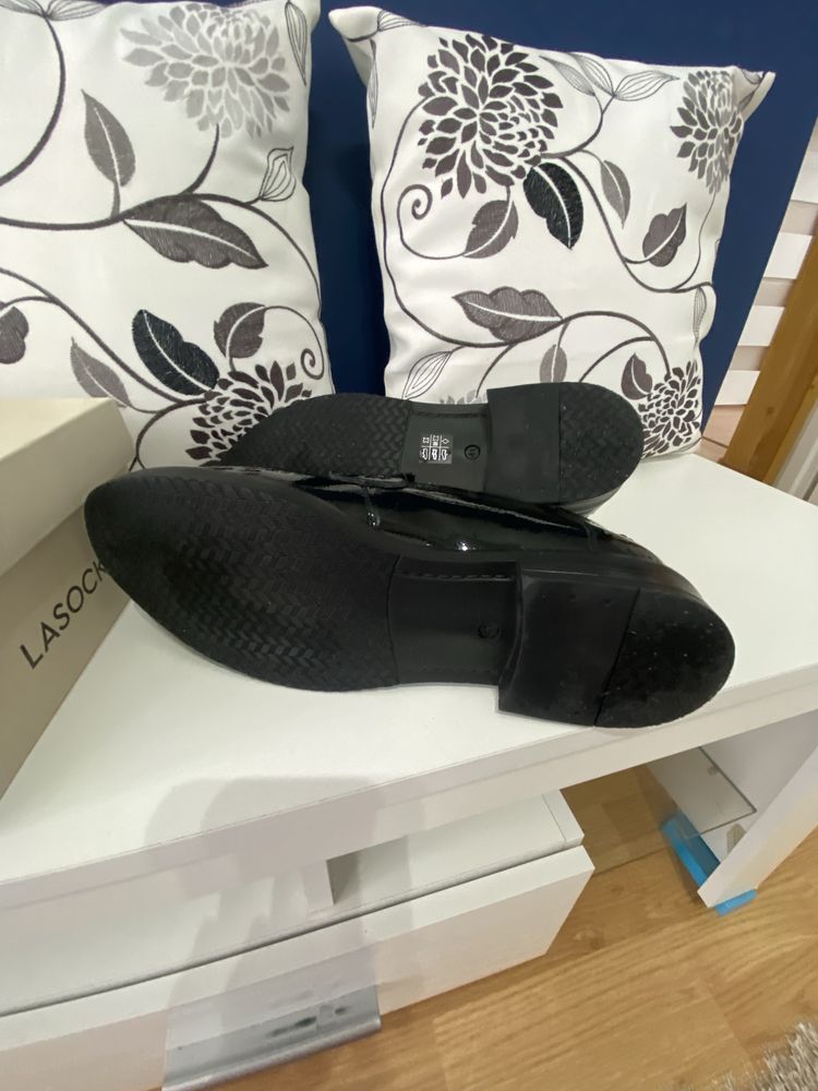 Loafersy skórzane na szeroką stopę