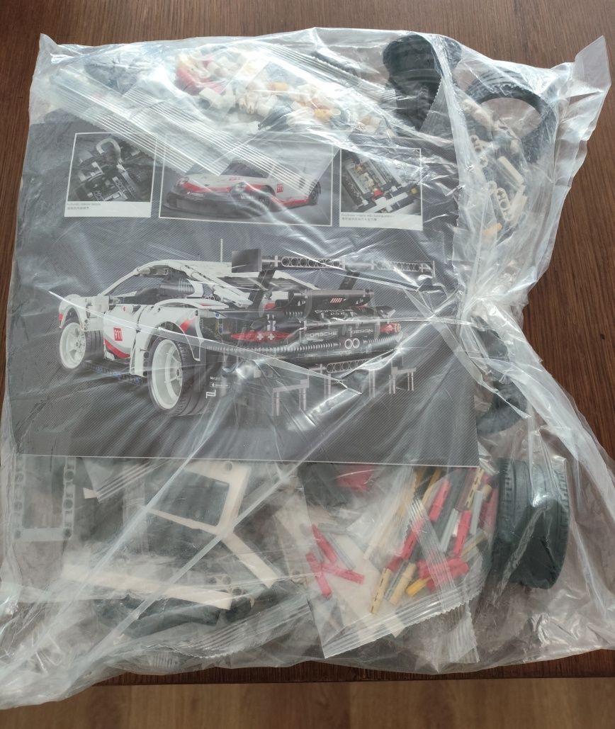 Réplica LEGO Technic Porsche 911 RSR (Ref.42096)