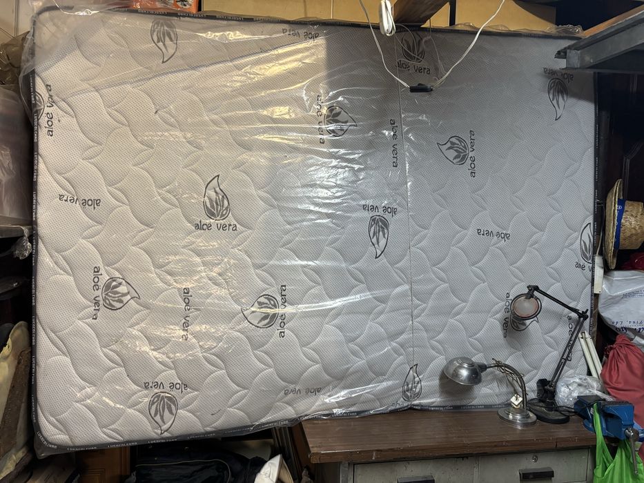 Vendo colochão de casal como novo