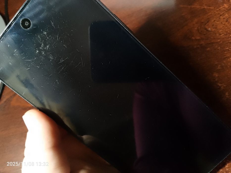 Продам Redmi 13 4+4 128