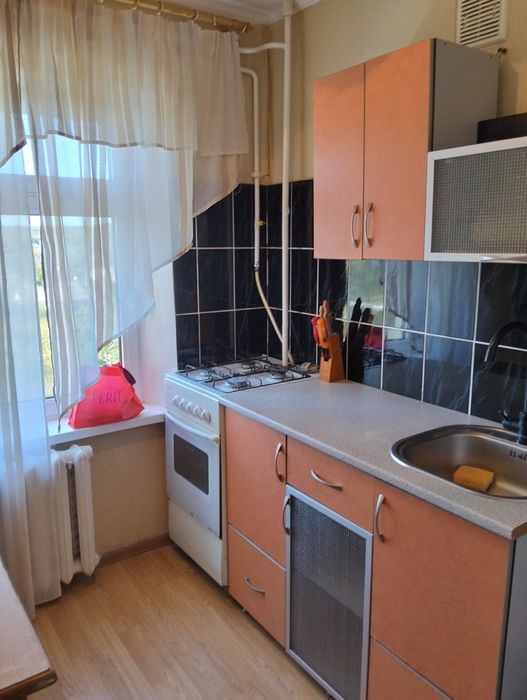 Продам однокомнатную квартиру 12200