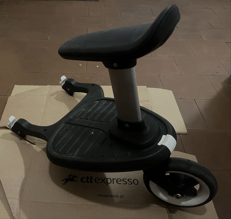 Plataforma com assento / patinete Bugaboo