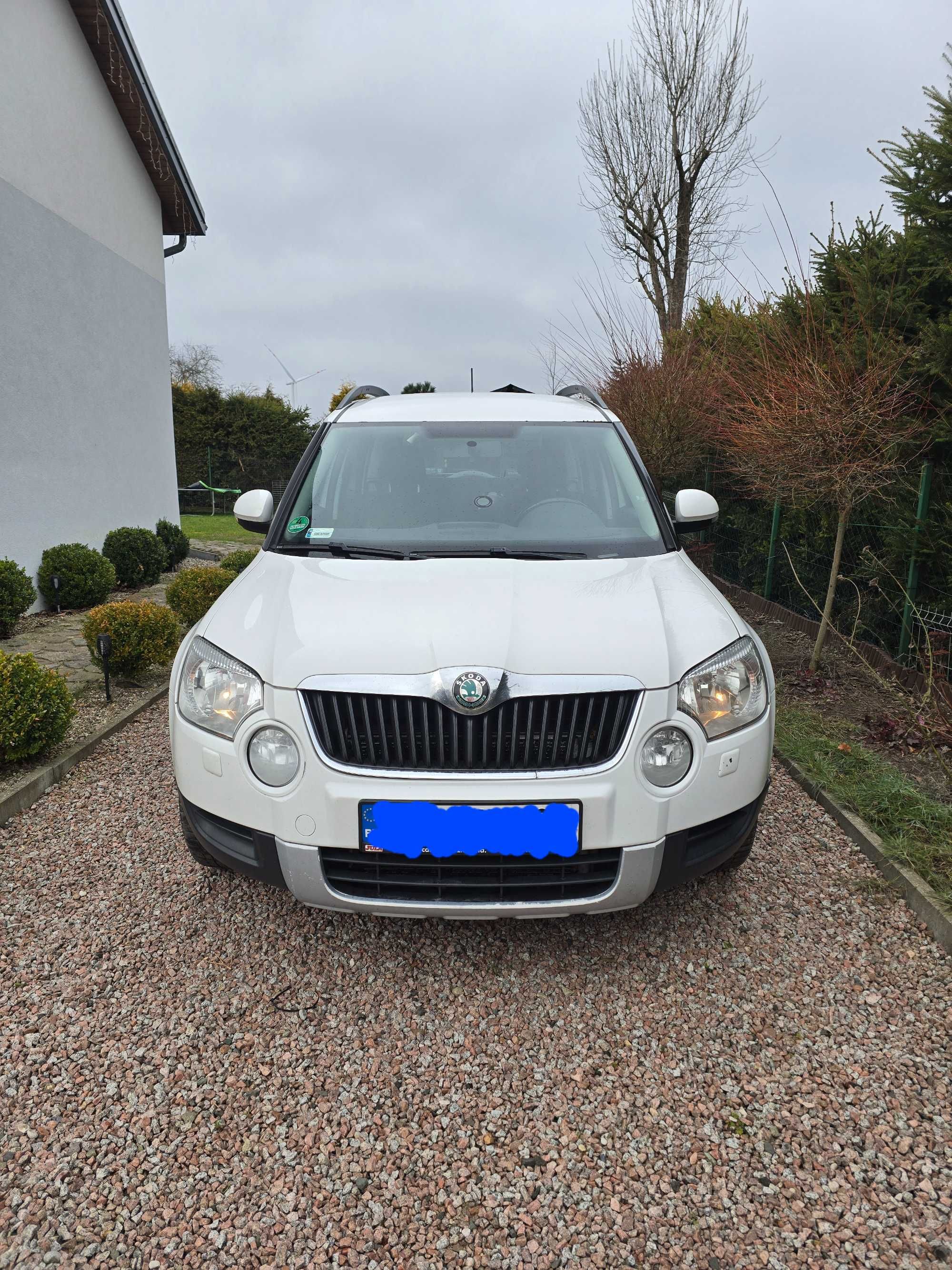 SKODA YETI 2.0 TDI 4X4 Dołączany automatycznie.