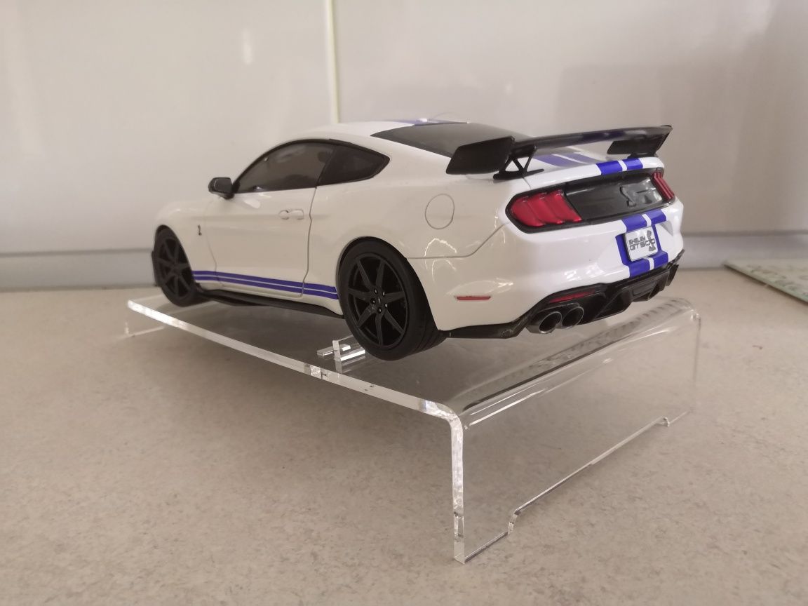 Ford Mustang 2020 Solido