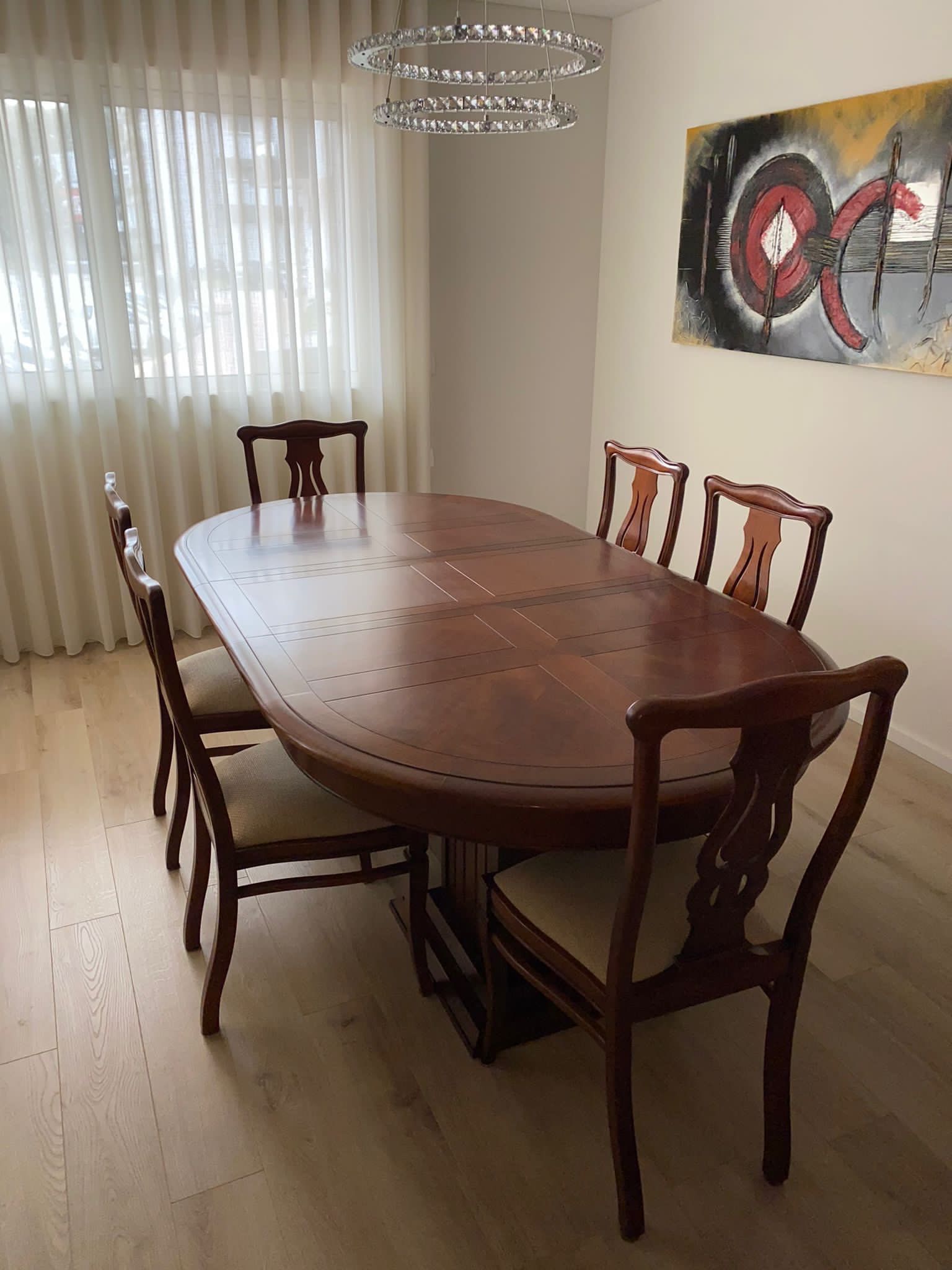 Mesa de sala extensível em Madeira Cerejeira + 6 cadeiras