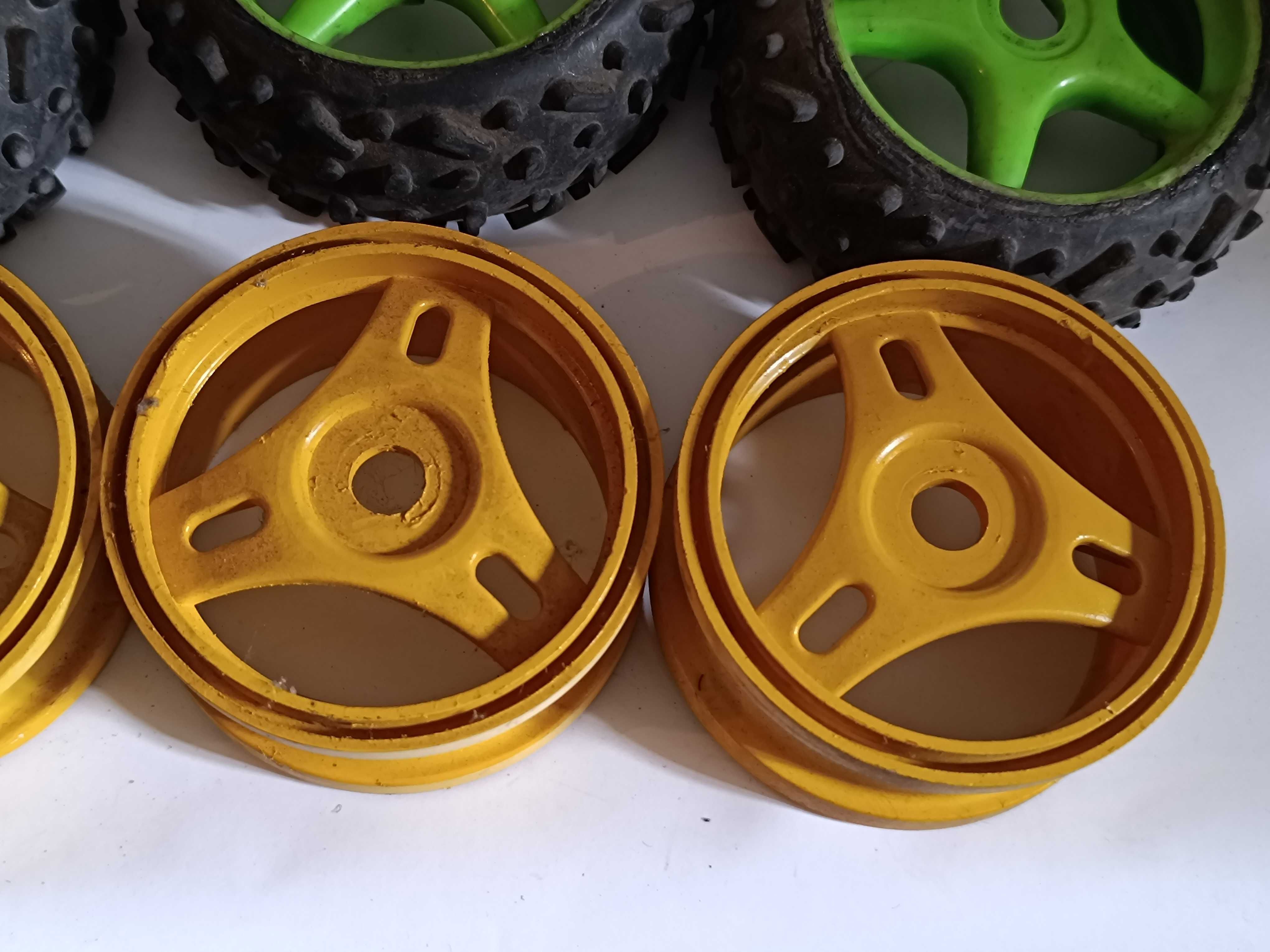 Pneus e Jantes para Carros e Carrinhos