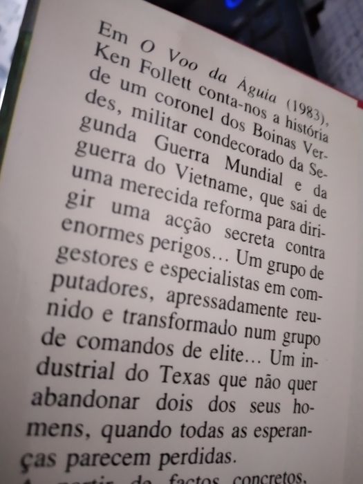 O VOO DA ÁGUIA - obra em dois volumes - de Ken Follett