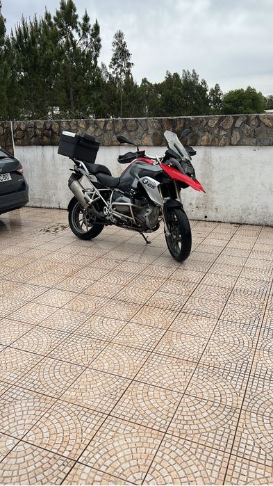 Bmw GS 1200 com escape akrapovic