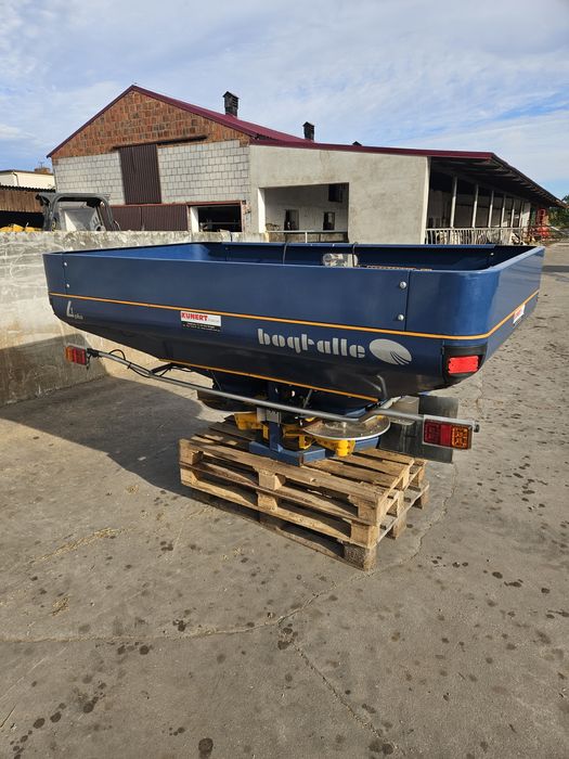 Rozsiewacz do nawozu Bogballe