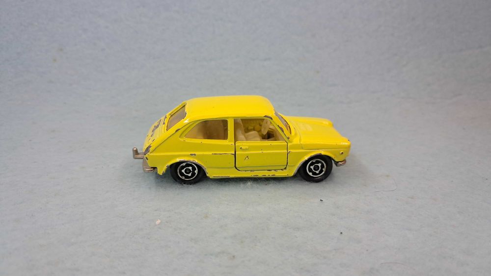 Miniatura antiga Majorette Fiat 127