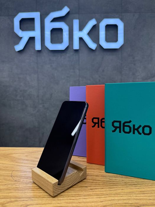 Смартфон Samsung Galaxy S23