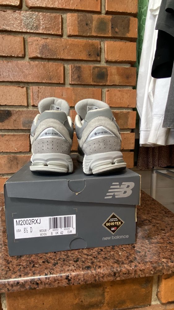 new balance 2002r gore-tex оригінал