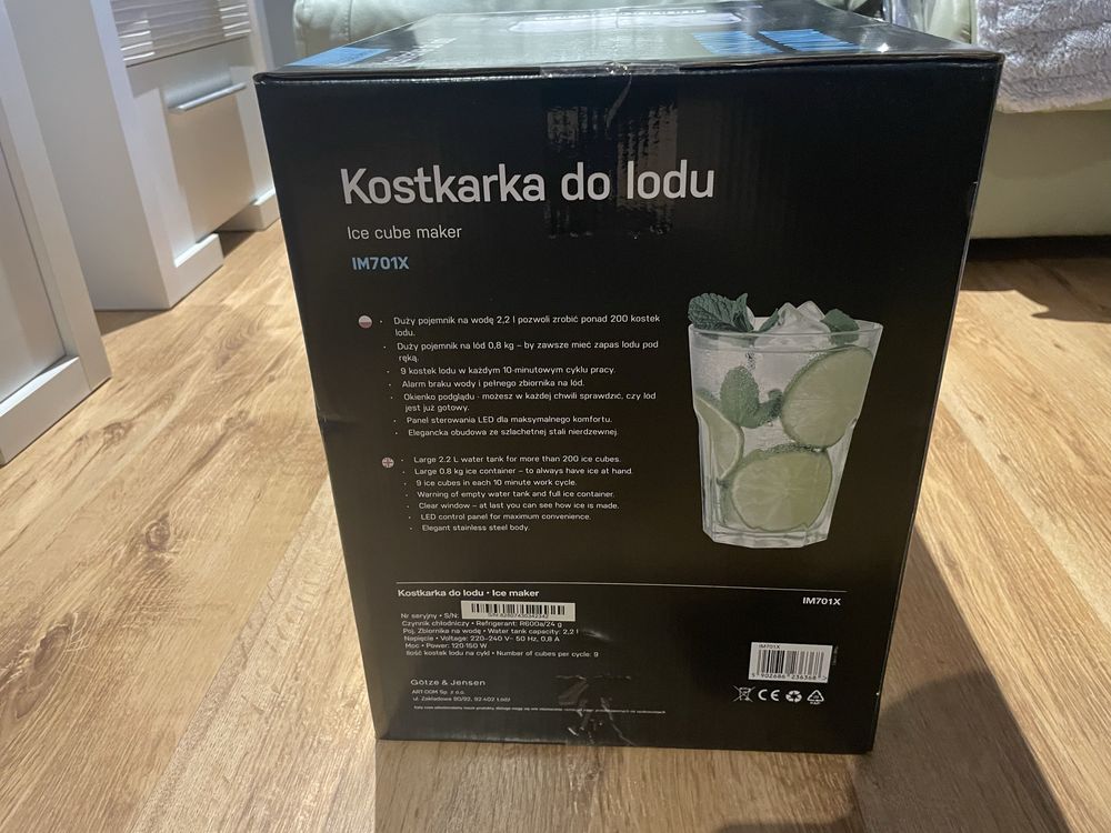 Kostkarka do lodu GÖTZE & JENSEN IM701X z pojemnikiem na 2.2 L.