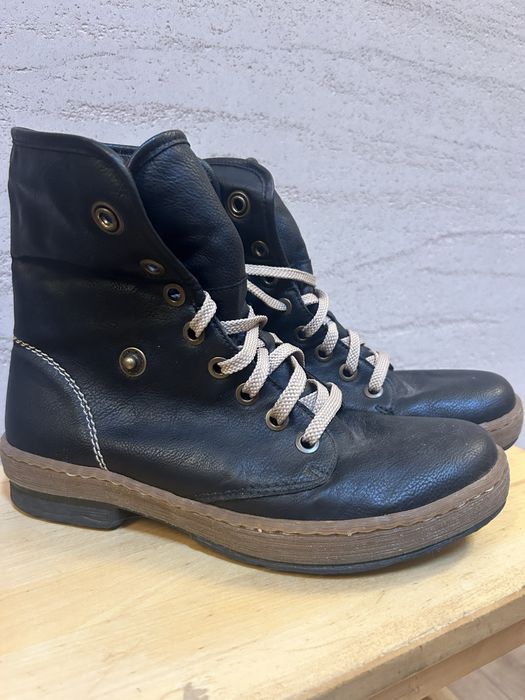 Skórzane buty botki Rieker rozm 40