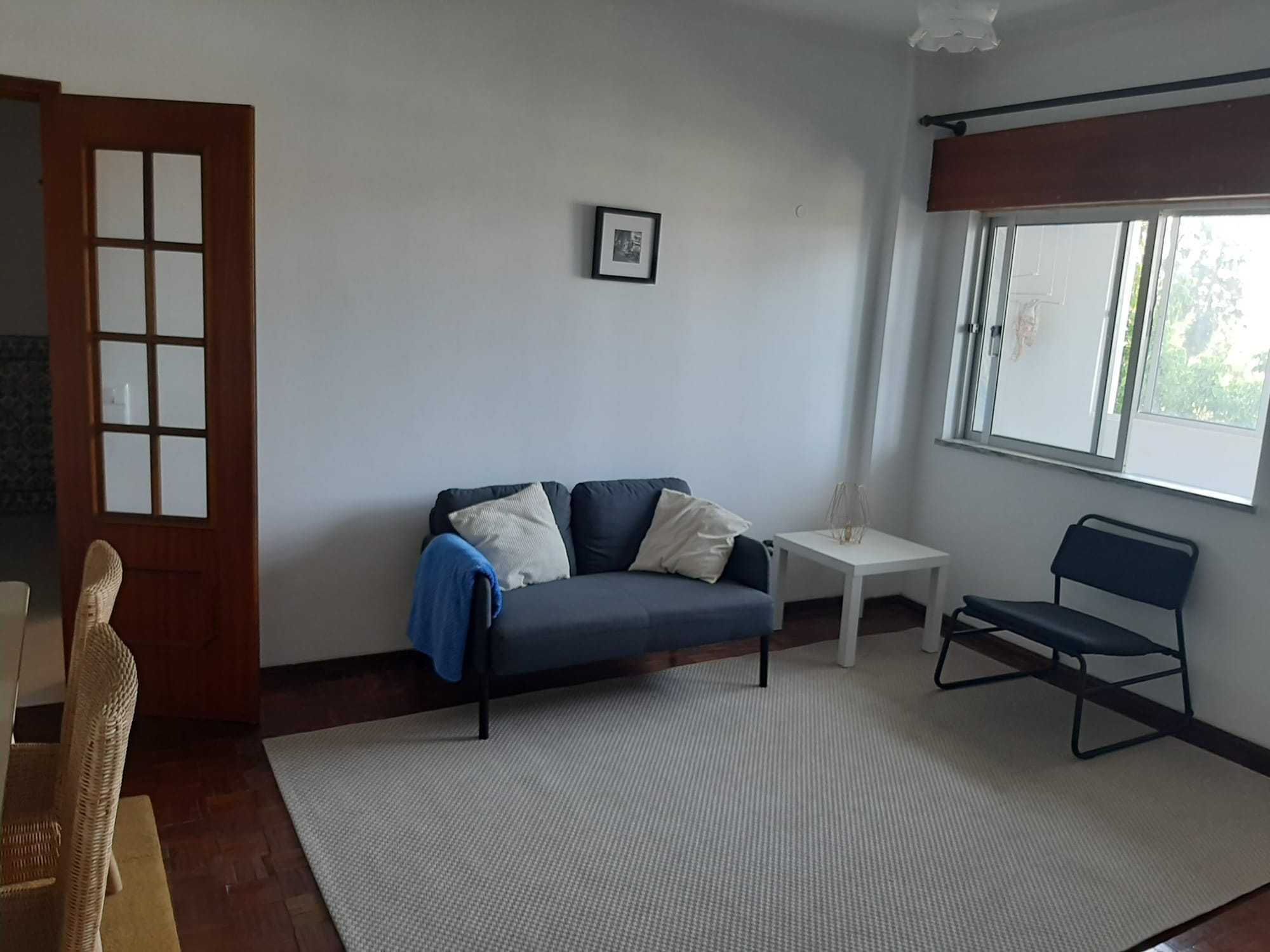 Quarto para Arrendar  Estudantes - Em frente Campus Penha