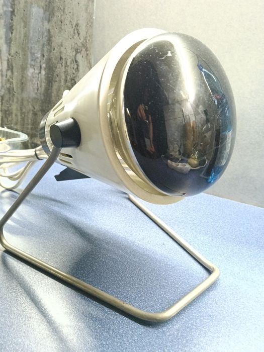Lampa medyczna nagrzewająca DDR vintage ! Super stan !