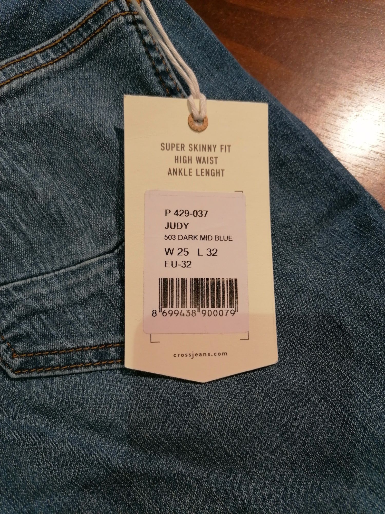 Spodnie jeansowe Judy Cross Jeans W25 L32