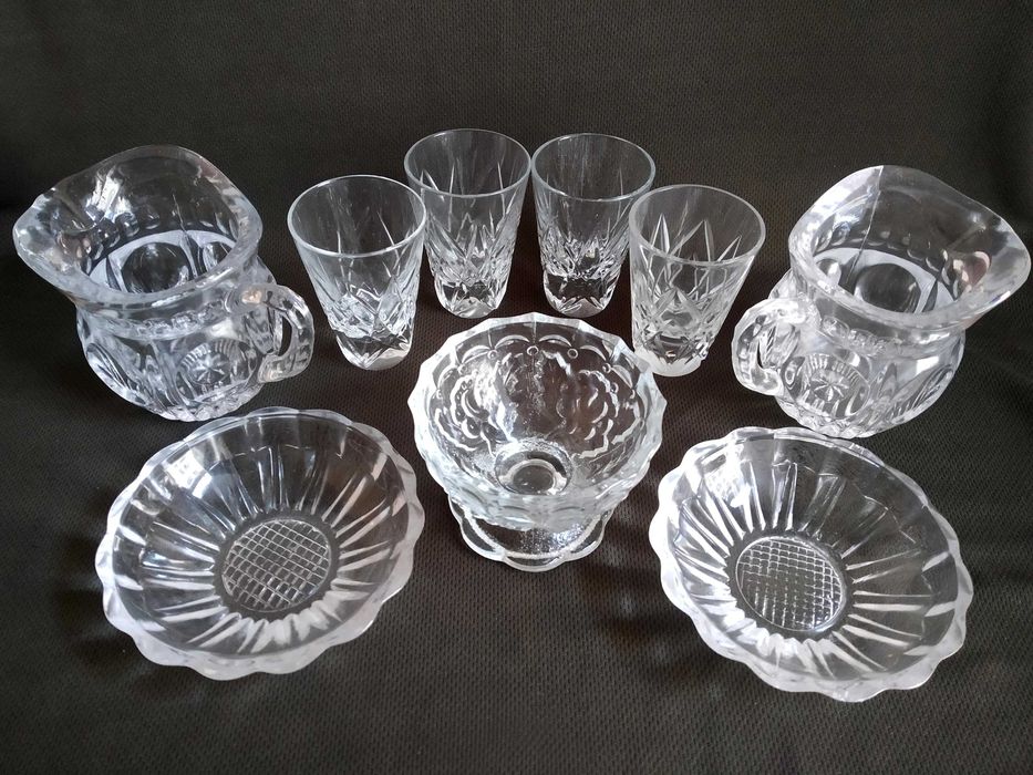 Набір кришталевих посудин