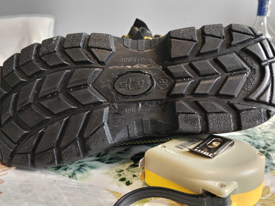 Buty robocze. Rejs. R-38.