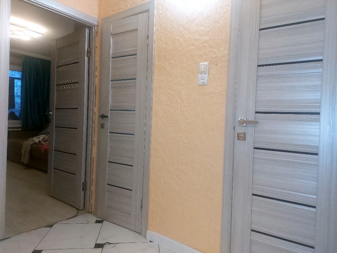 Продаж 3-к.кв.в 9-поверхівці. Бл.Замостя, вул.Короленка. Некутова.