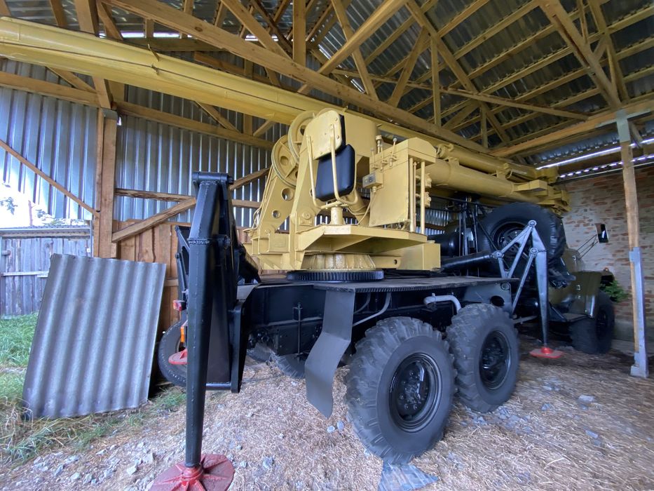 Зил 131 Автовишка 17 м