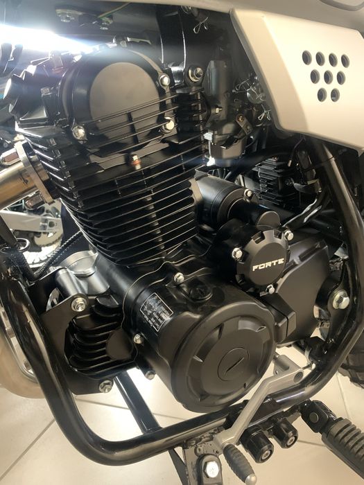 Мотоцикл FORTE FT250-F6 (склямблер). Доставка