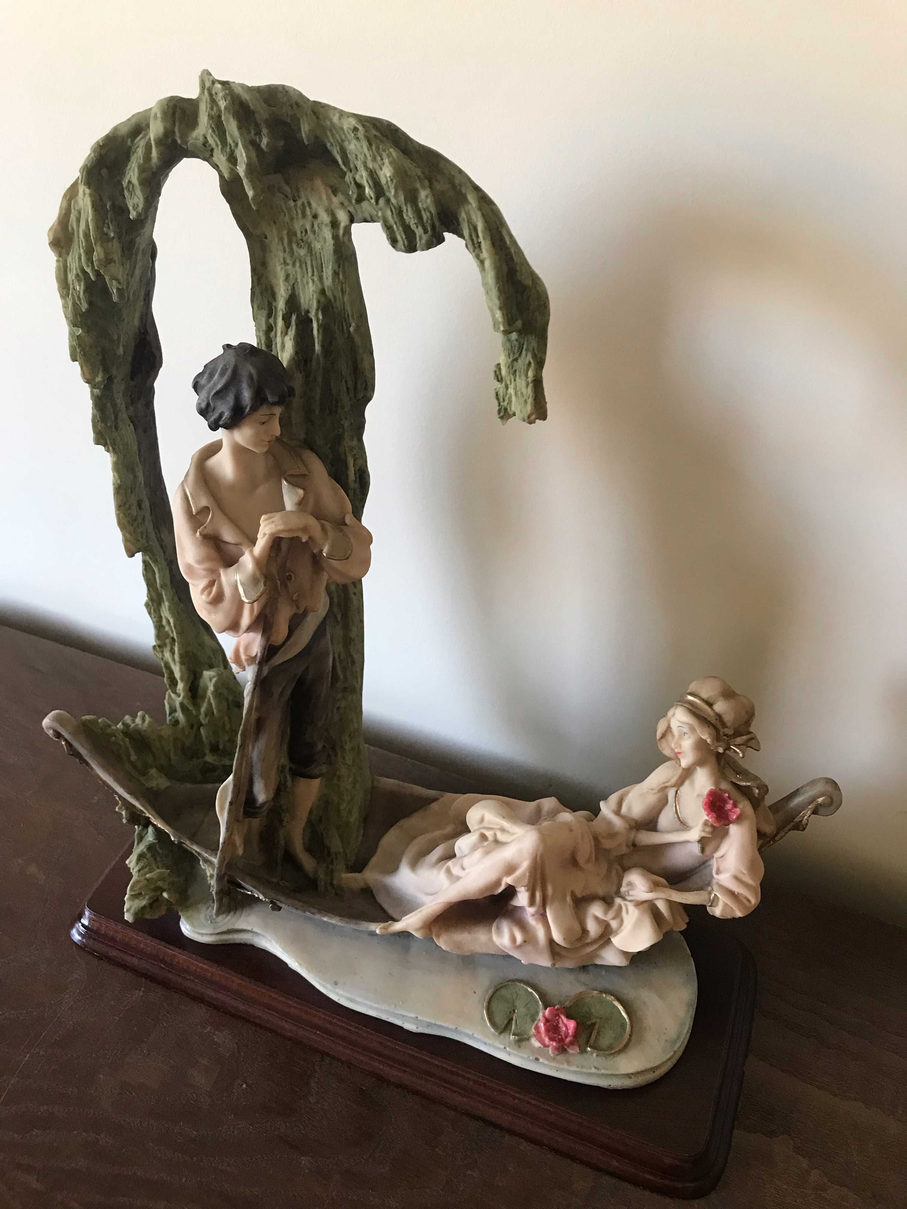 Estatueta em Marfinite