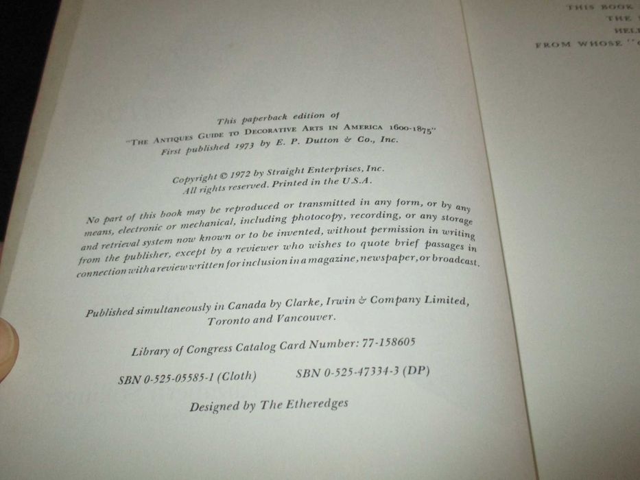 Livro The Antiques Guide to Decorative Arts in America 1600 a 1875