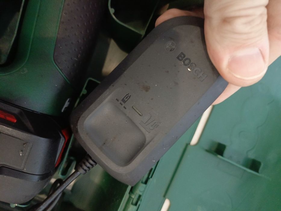 Wkrętarka akumulatorowa Bosch Easydrill 18v-40 akumulator bateria