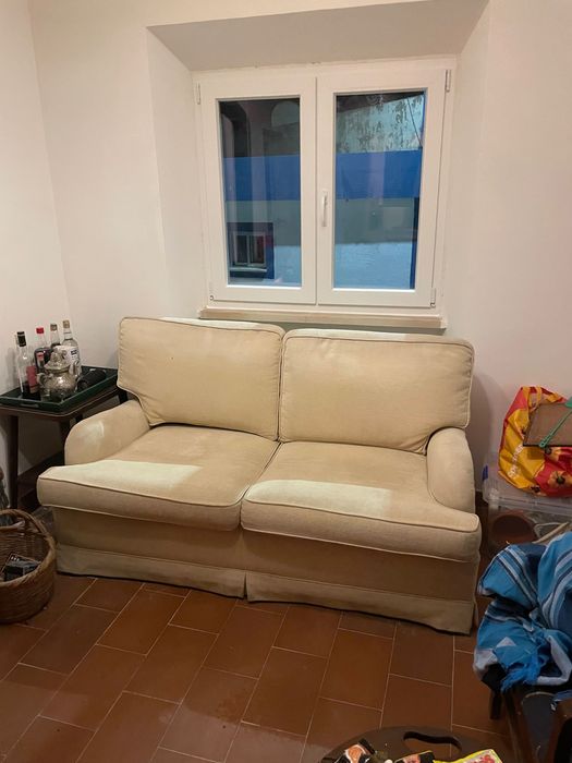 Sofá veludo 2 lugares