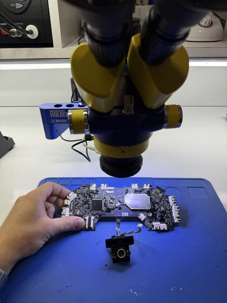 Naprawa robotów sprzątających