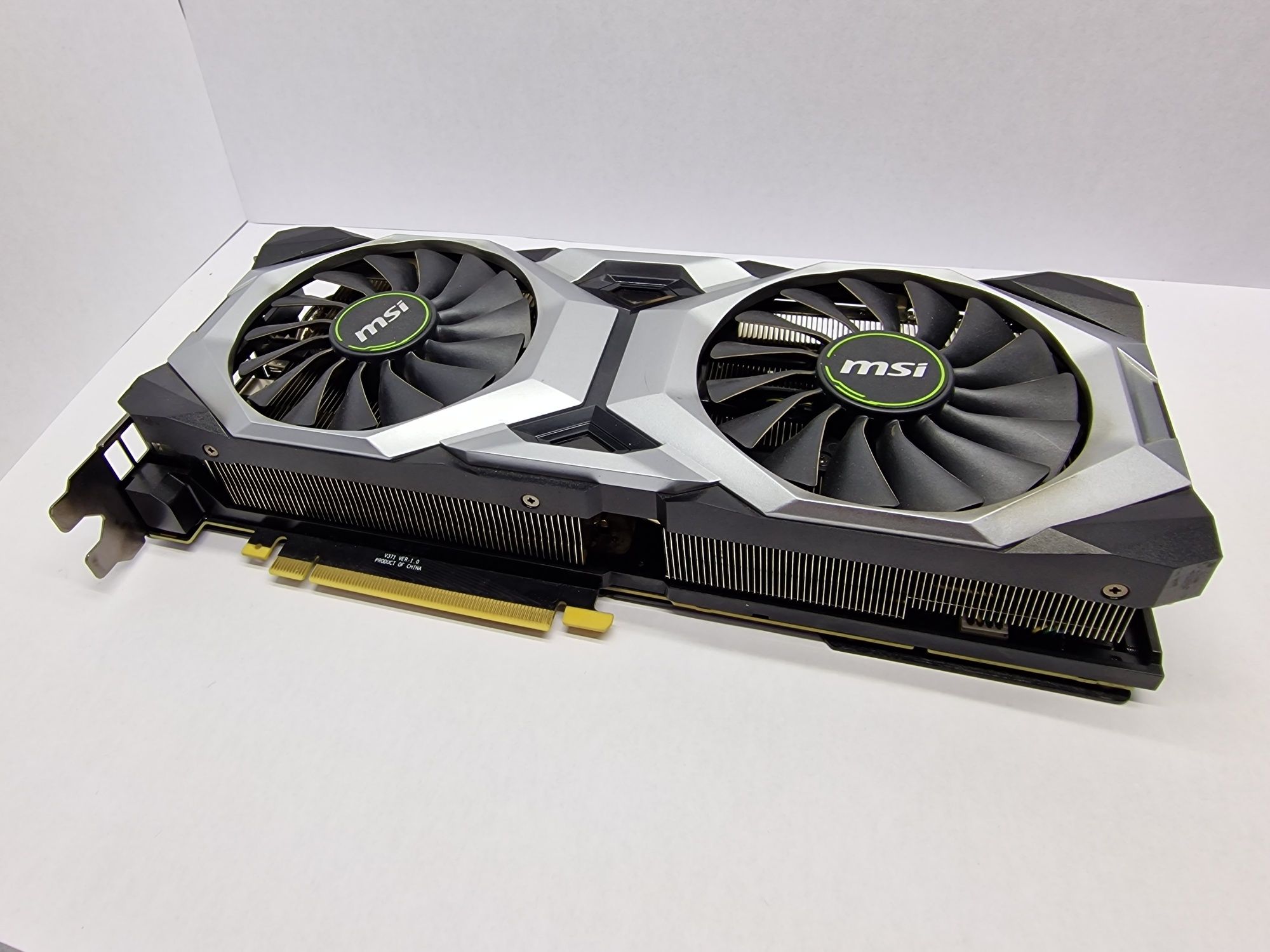 MSI nVidia GeForce RTX2080 Ti Ventus 11G солидная видяха для ПК-бояр