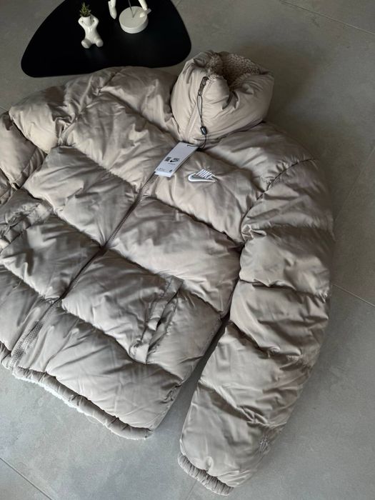 Двостороння куртка Nike Nocta Cream White